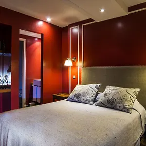 3* Couette-café Plaza Italia